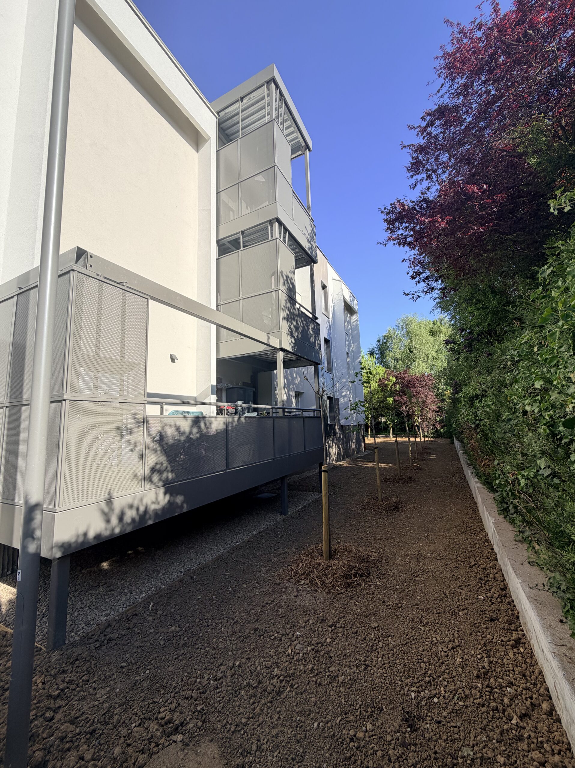 Transformation d&rsquo;une ancienne agence bancaire en logements adaptés pour seniors