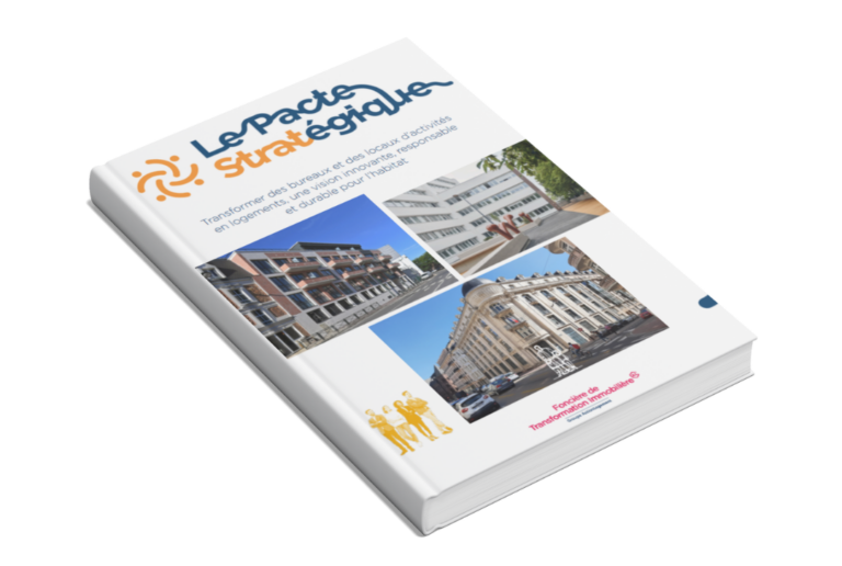 Brochure du Pacte stratégique de FTI, vue en perspective avec des photographies d’immeubles, août 2025