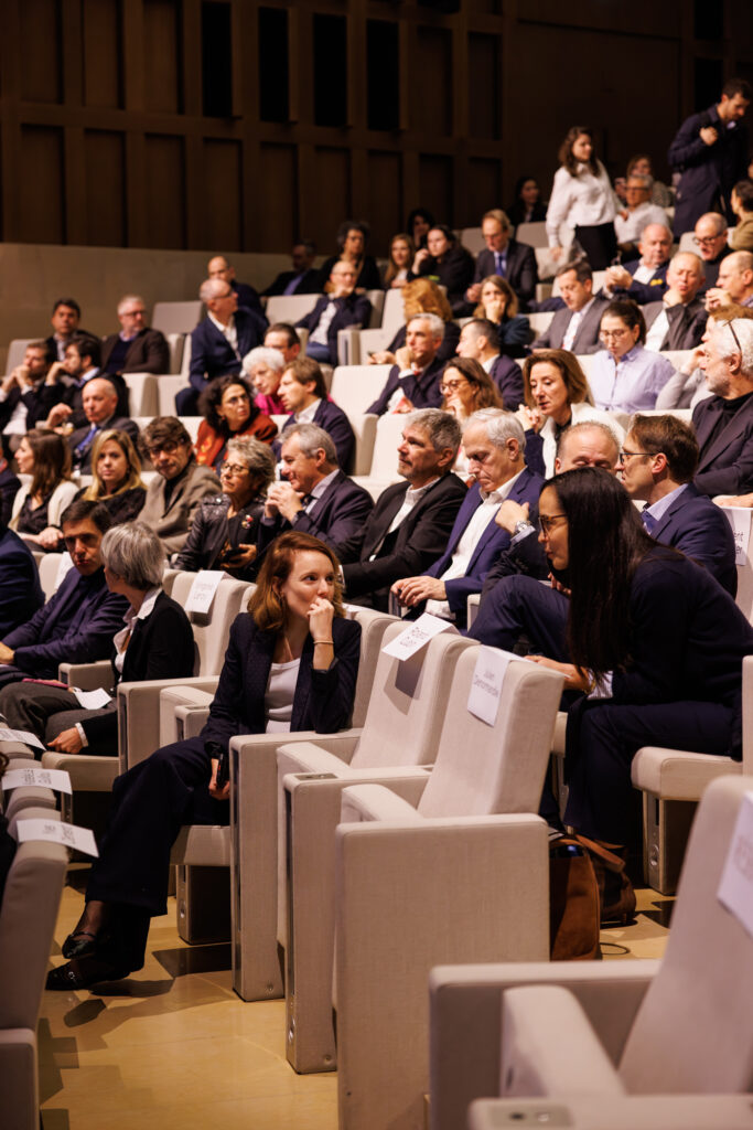 Participants réunis au Sommet de la Transformation au 3 Mazarium à Paris, en novembre 2025