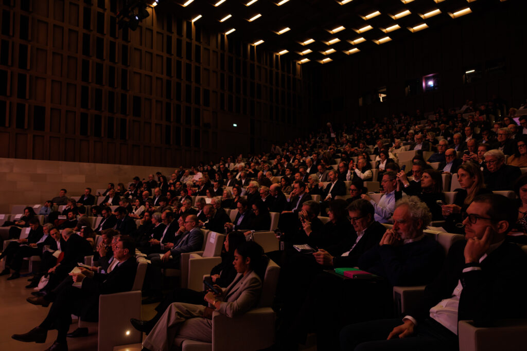 Public réuni au 3 Mazarium à Paris lors du Sommet de la Transformation, en novembre 2025