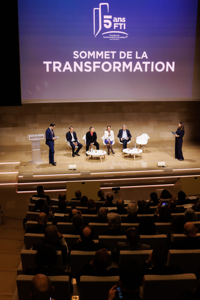 Table ronde au Sommet de la Transformation au 3 Mazarium à Paris, en novembre 2025