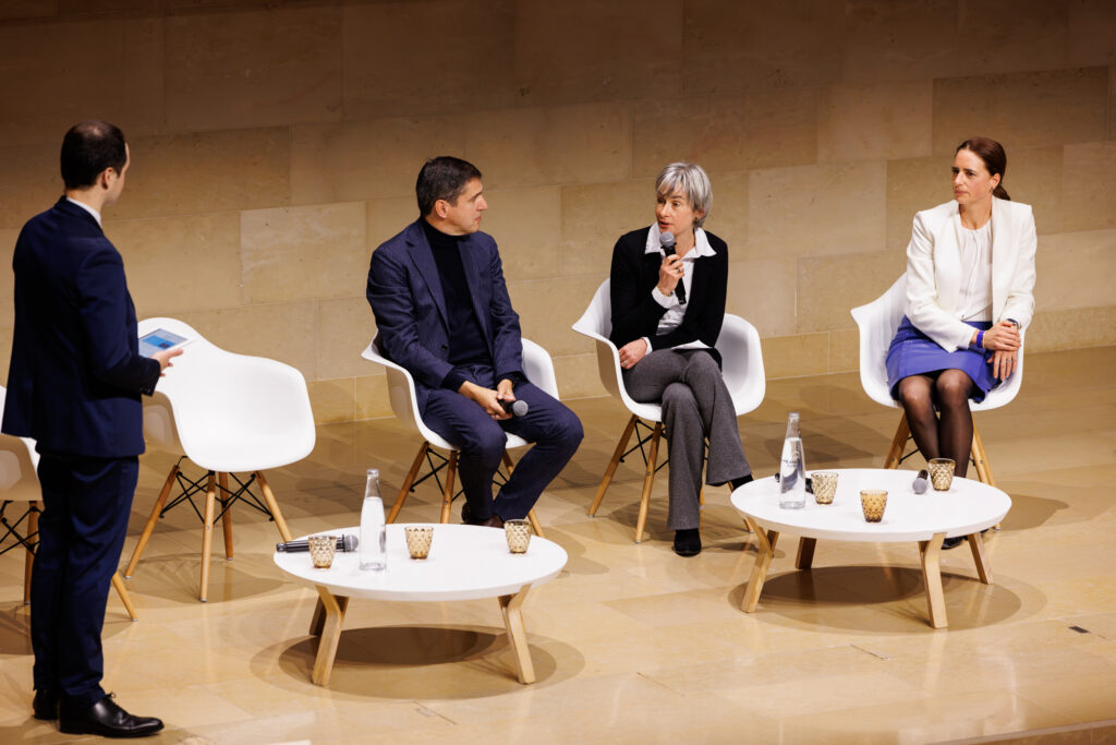 Table ronde au Sommet de la Transformation au 3 Mazarium à Paris, en novembre 2025